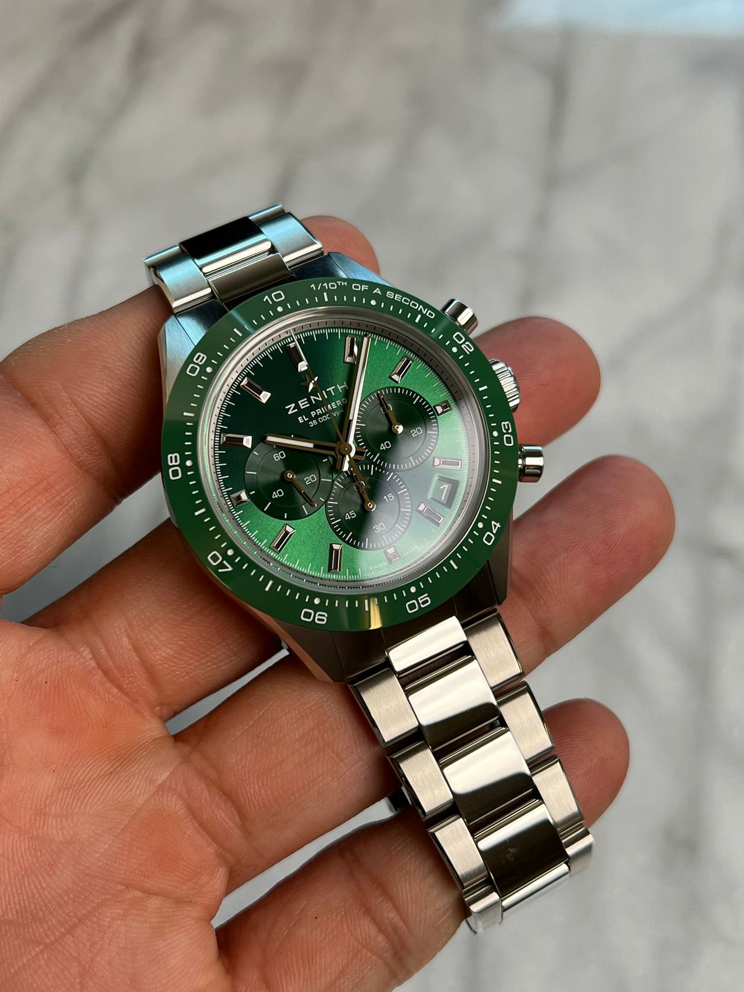 2023 03.3107.3600 Green Chronomaster Sport New Complete